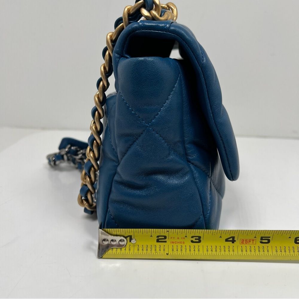 Chanel 19 Flap Bag Quilted Leather Medium Blue A+ Condition - Picture 15 of 16